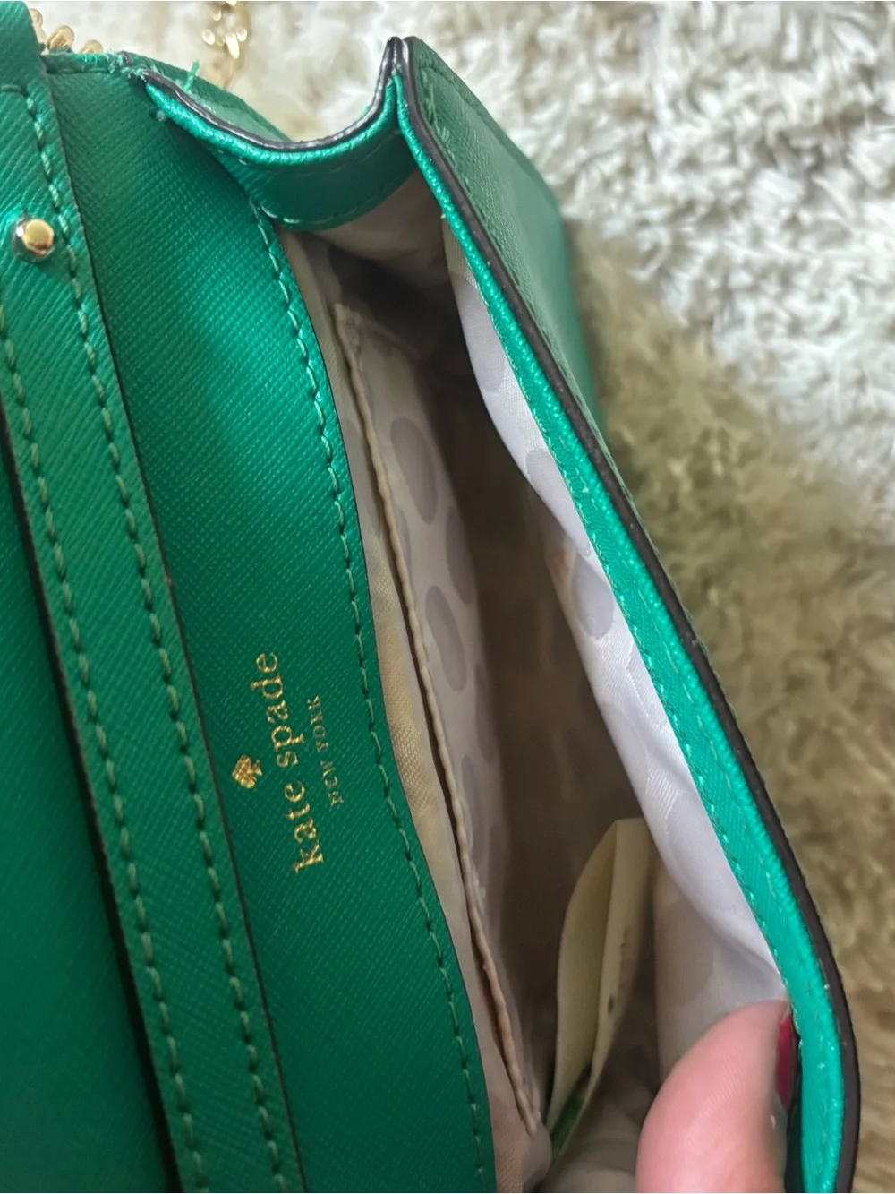 kate spade emerald green leather crossbody wallet with gold chain
